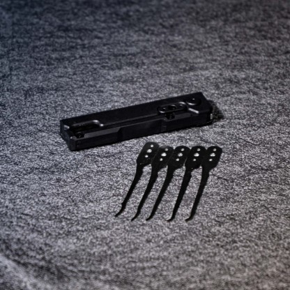 Lock picking tool kit, decompression lock picking tool, portable lock picking hook kit