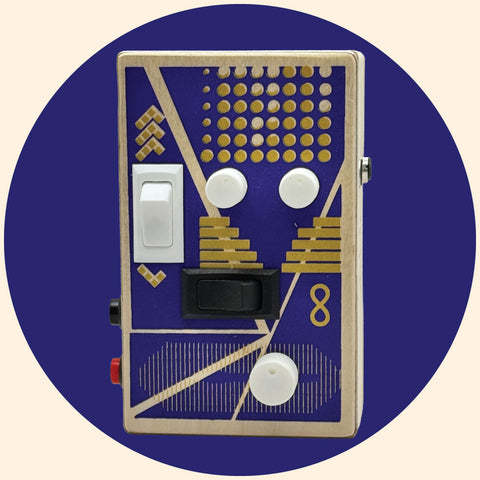 Wooden Voice Recorder & Sound Toy – Lo‑Fi, Handmade, Battery‑Powered