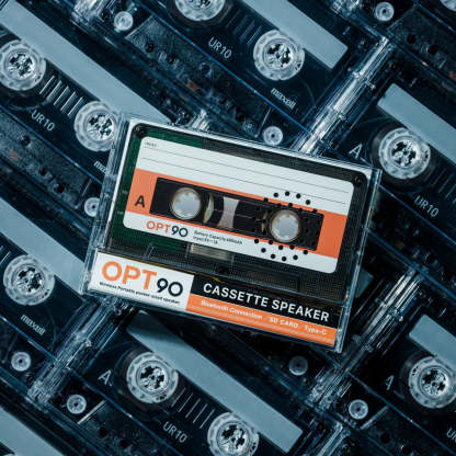A-side label: Retro cassette speaker
