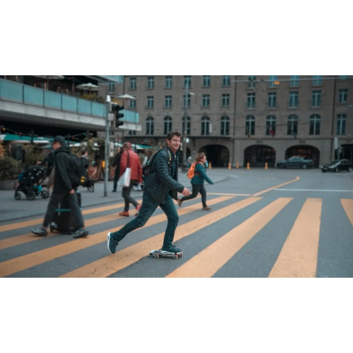 Foldable Mini‑Skate – Low Gravity, No Motor, No Handlebar