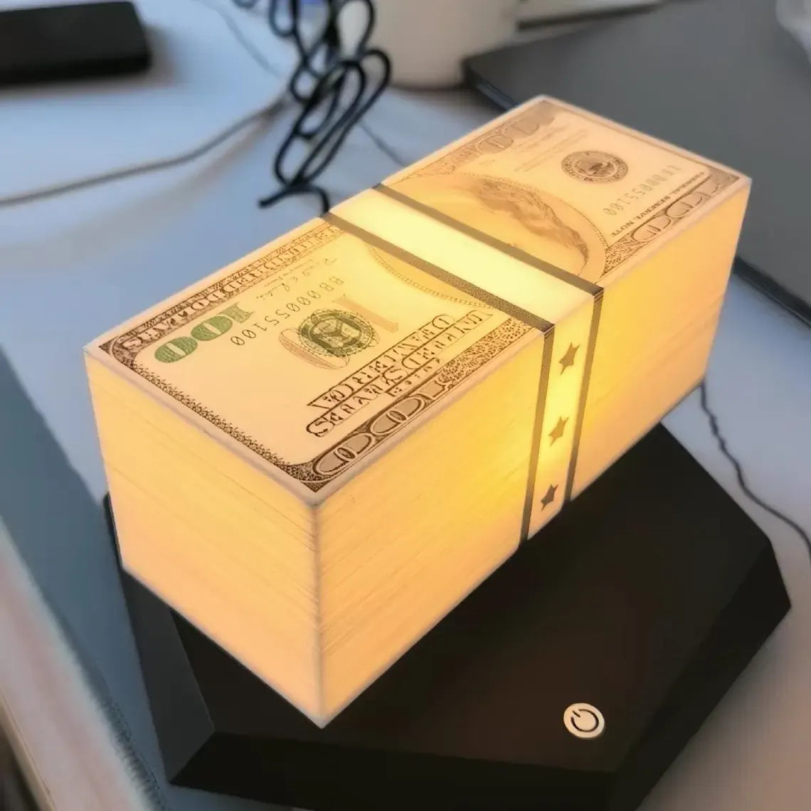 Magnetic Levitation Game Cash Lamp – Floating Ambient Light