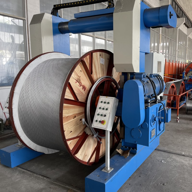 Wire dispensing and winding gantry crane