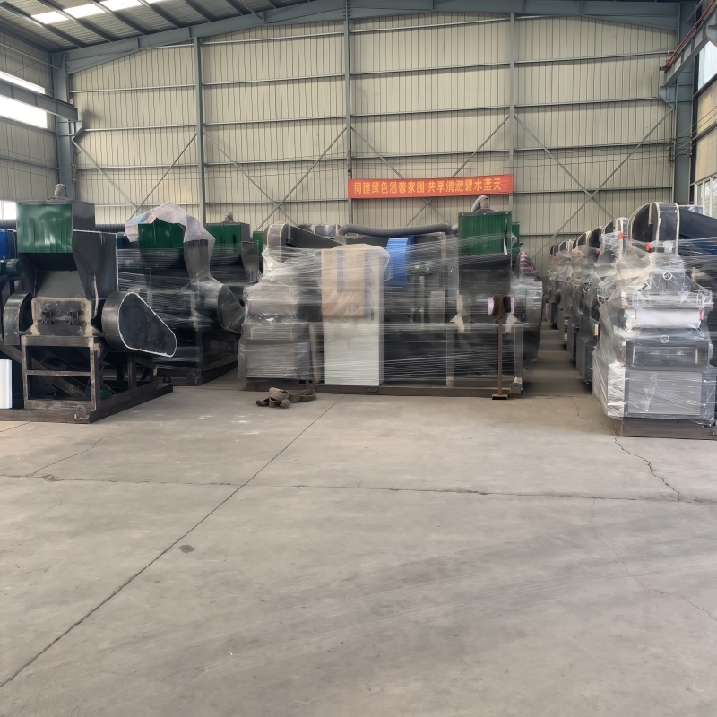 Durable and stable copper wire granulator