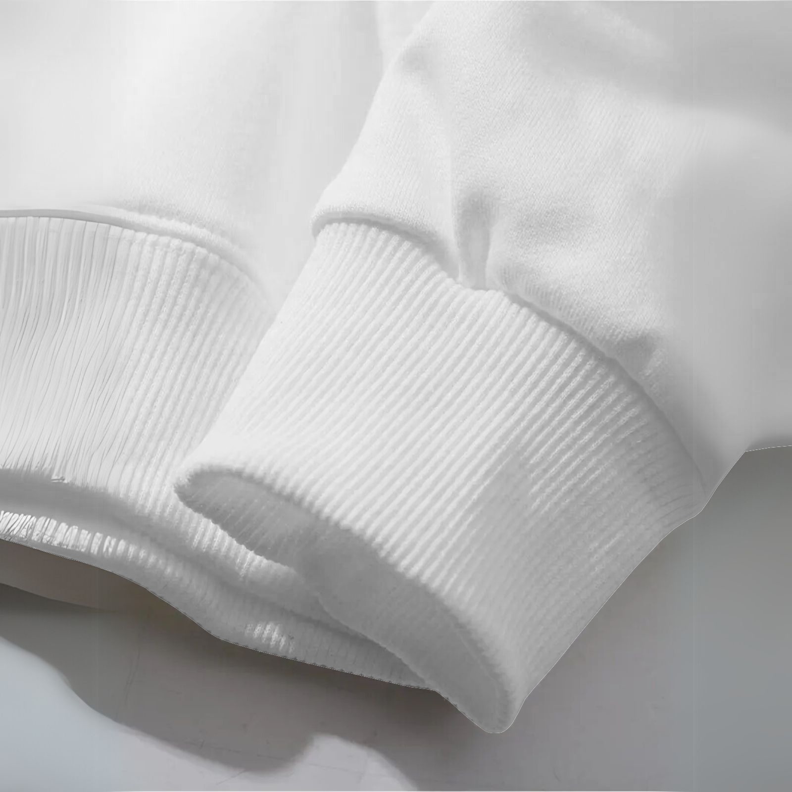 Individualisierbarer Kapuzenpullover mit einem Design, das einer Benutzeroberfläche einer mobilen Musikplayer-Software nachempfunden ist