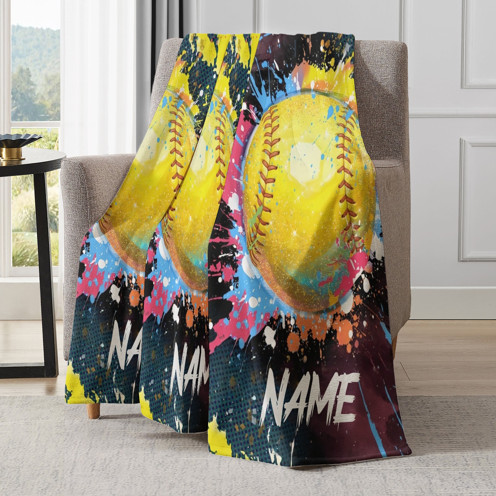 Personalisierte Decke mit farbenfrohem Tennisballmuster im Ölfarbenstil und individuellem Namen