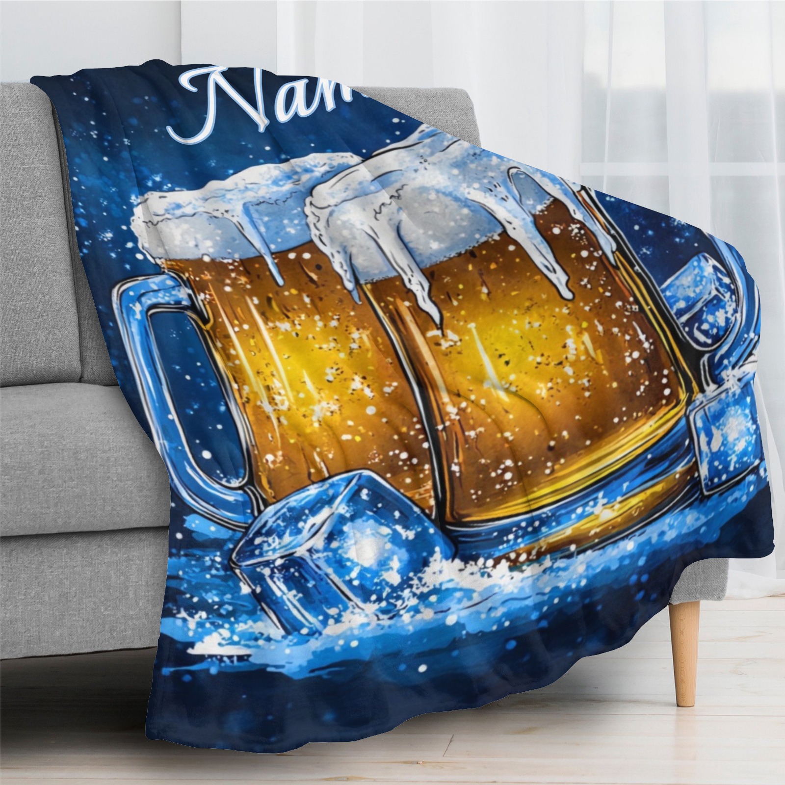 Personalisierte Decke mit einem Motiv von gekühltem Bier und individuellem Namen/Text