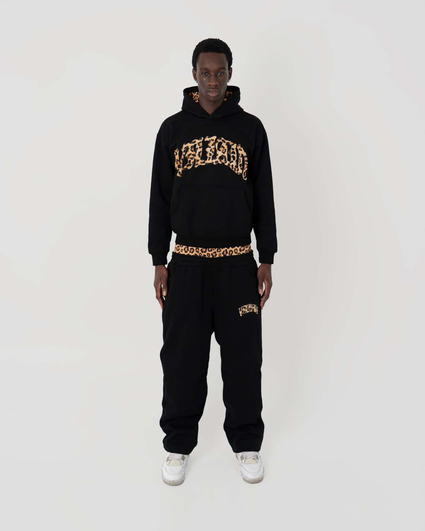 LEO JOGGER BLACK