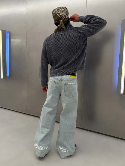 MH ESSENTIAL LIGHT BLUE JEANS