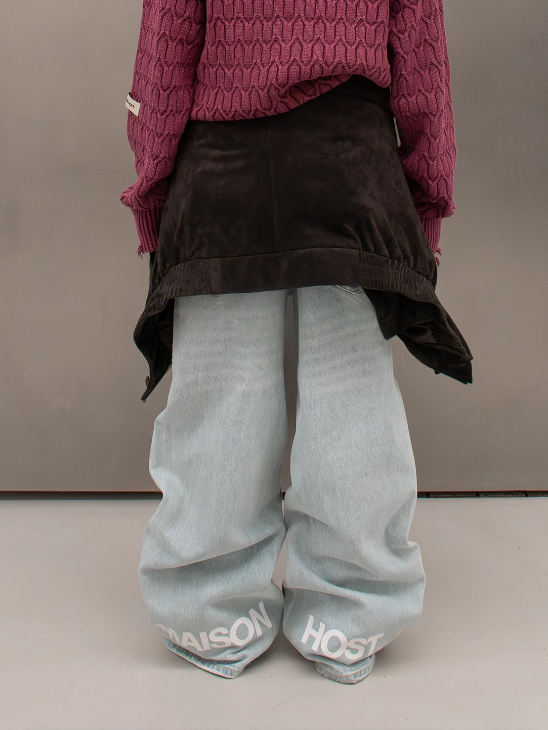 MH ESSENTIAL LIGHT BLUE JEANS