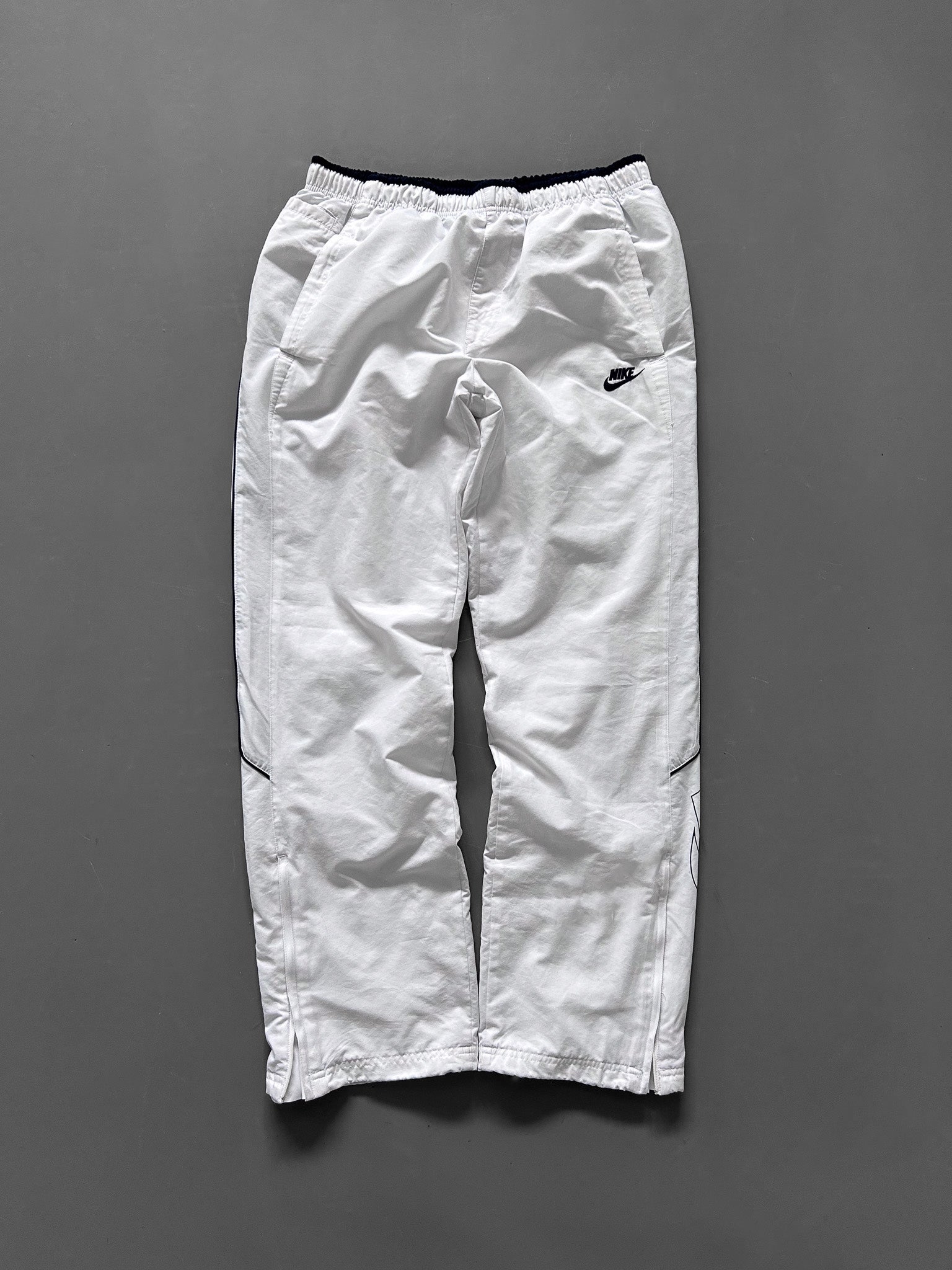 NIKE VINTAGE TRACKPANTS MYSTERY BOX (1 PIECE)