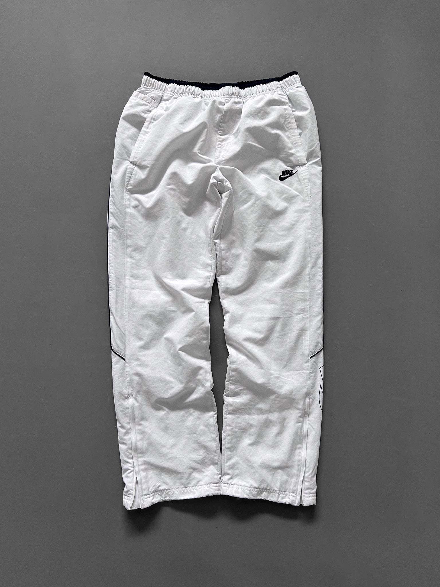NIKE VINTAGE TRACKPANTS MYSTERY BOX (1 PIECE)
