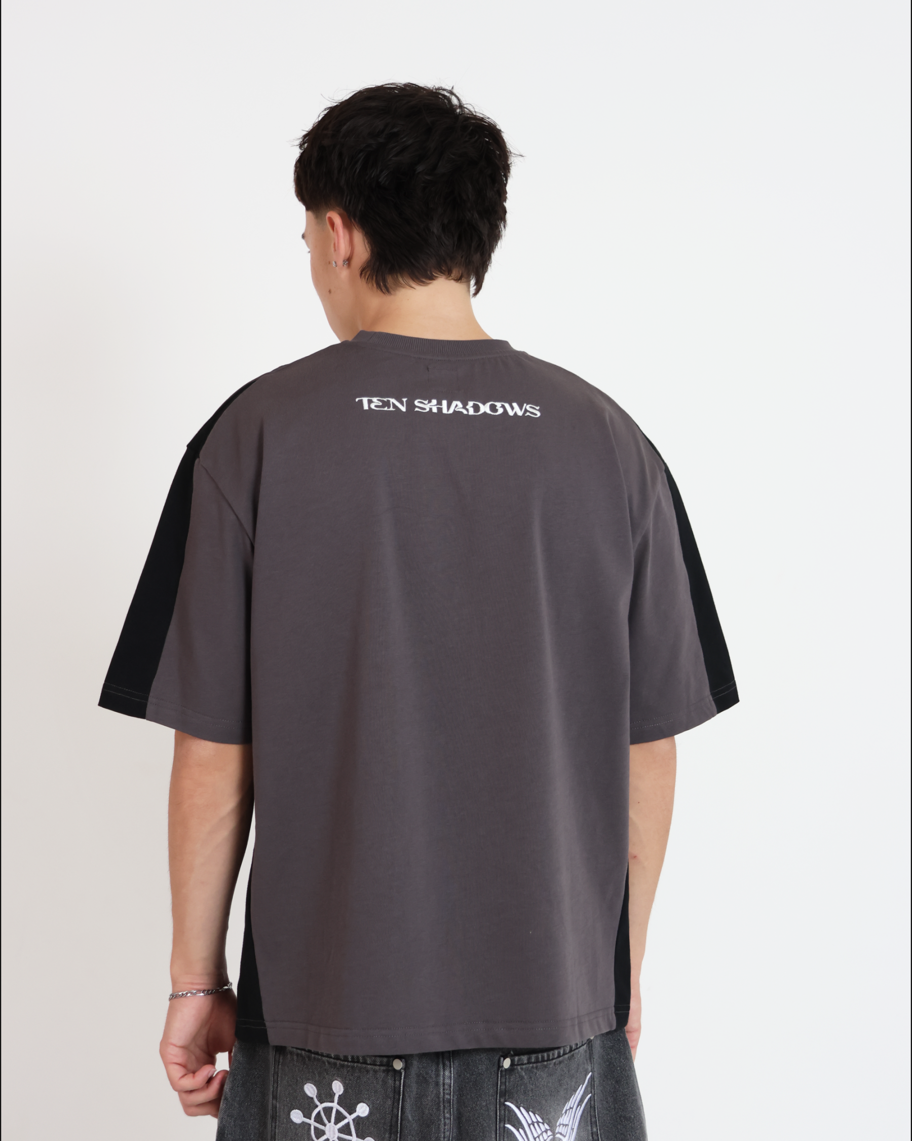 TEN SHADOWS TEE (GREY)