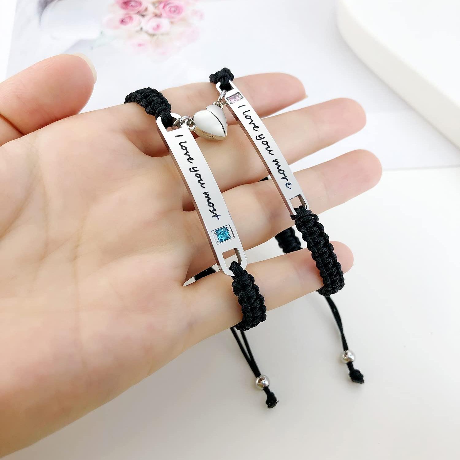 🔥ГОРЕЩА РАЗПРОДАЖБА 50% ОТСТЪПКА🔥Комплект регулируеми плетени гривни във формата на сърце