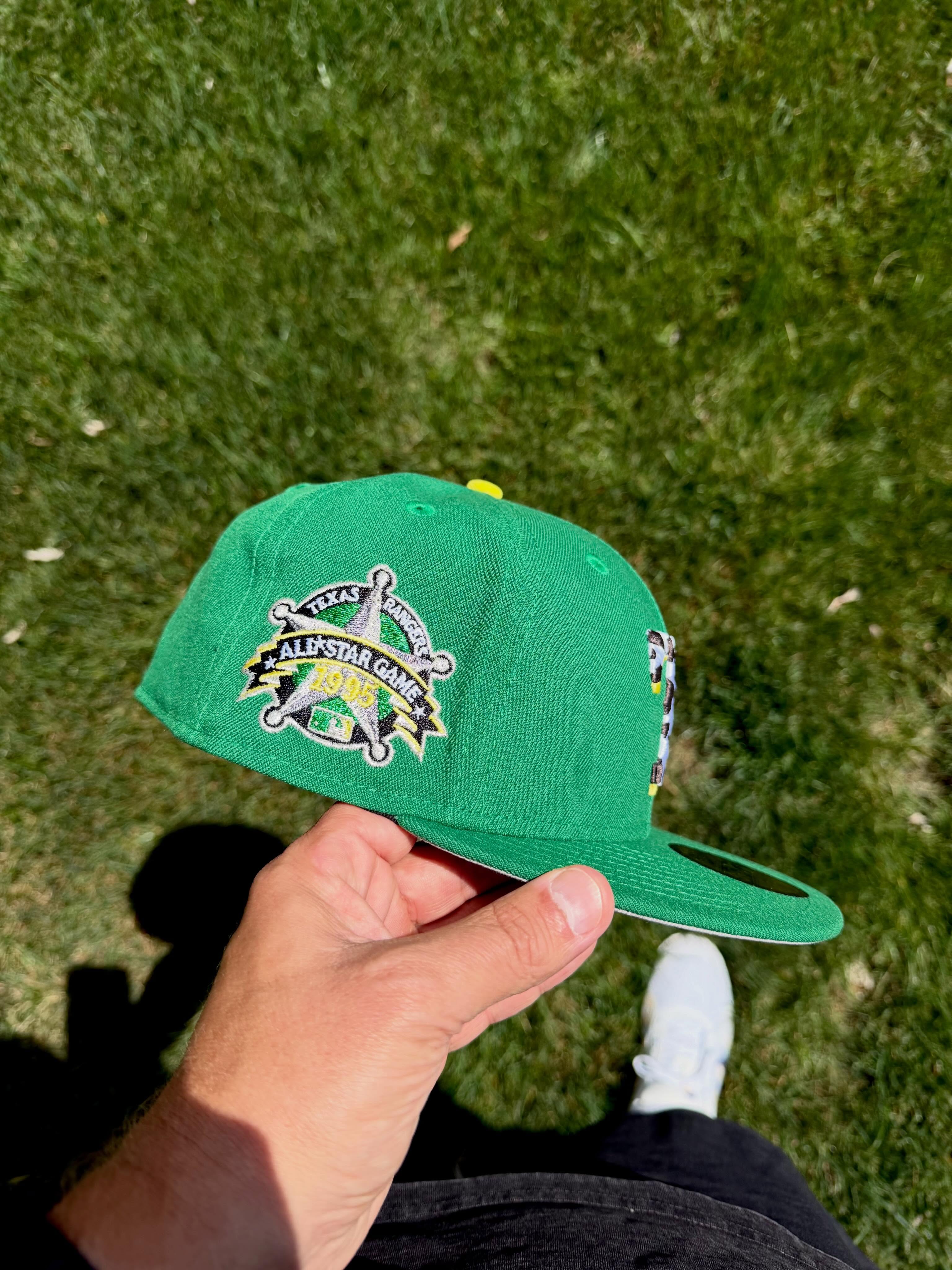 NEW ERA TEXAS RANGERS COW PRINT T LOGO 59FIFTY KELLY GREEN FITTED HAT