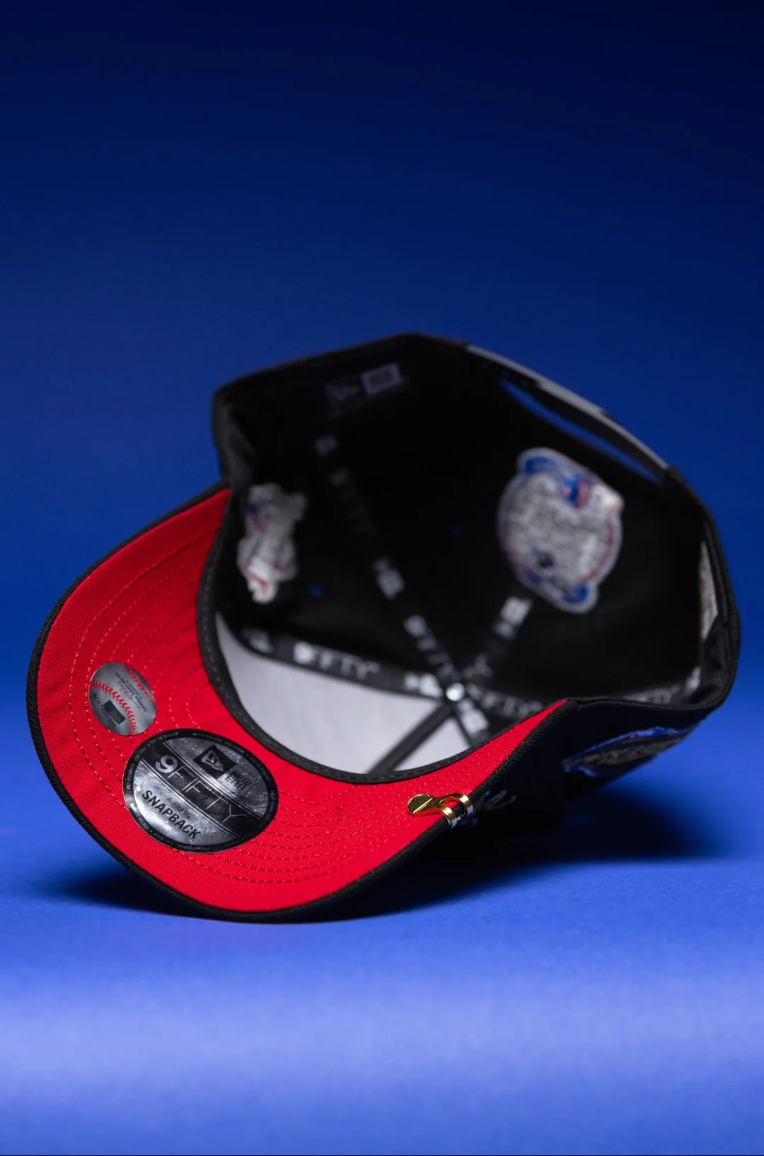 NEW ERA 9FIFTY A-FRAME BLACK NEW YORK YANKEES SNAPBACK W/ WORLD SERIES EMBROIDERY PATCHES THE SOUTH CAP