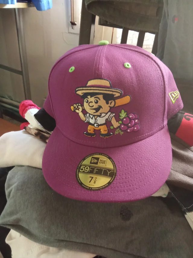 NEW ERA MEN'S PURPLE VINEROS DE TRI-CITY COPA DE LA DIVERSION 59FIFTY FITTED HAT-Thesouthcaps