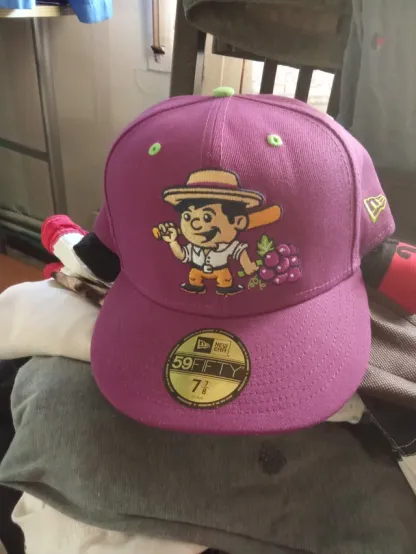 NEW ERA MEN'S PURPLE VINEROS DE TRI-CITY COPA DE LA DIVERSION 59FIFTY FITTED HAT-Thesouthcaps