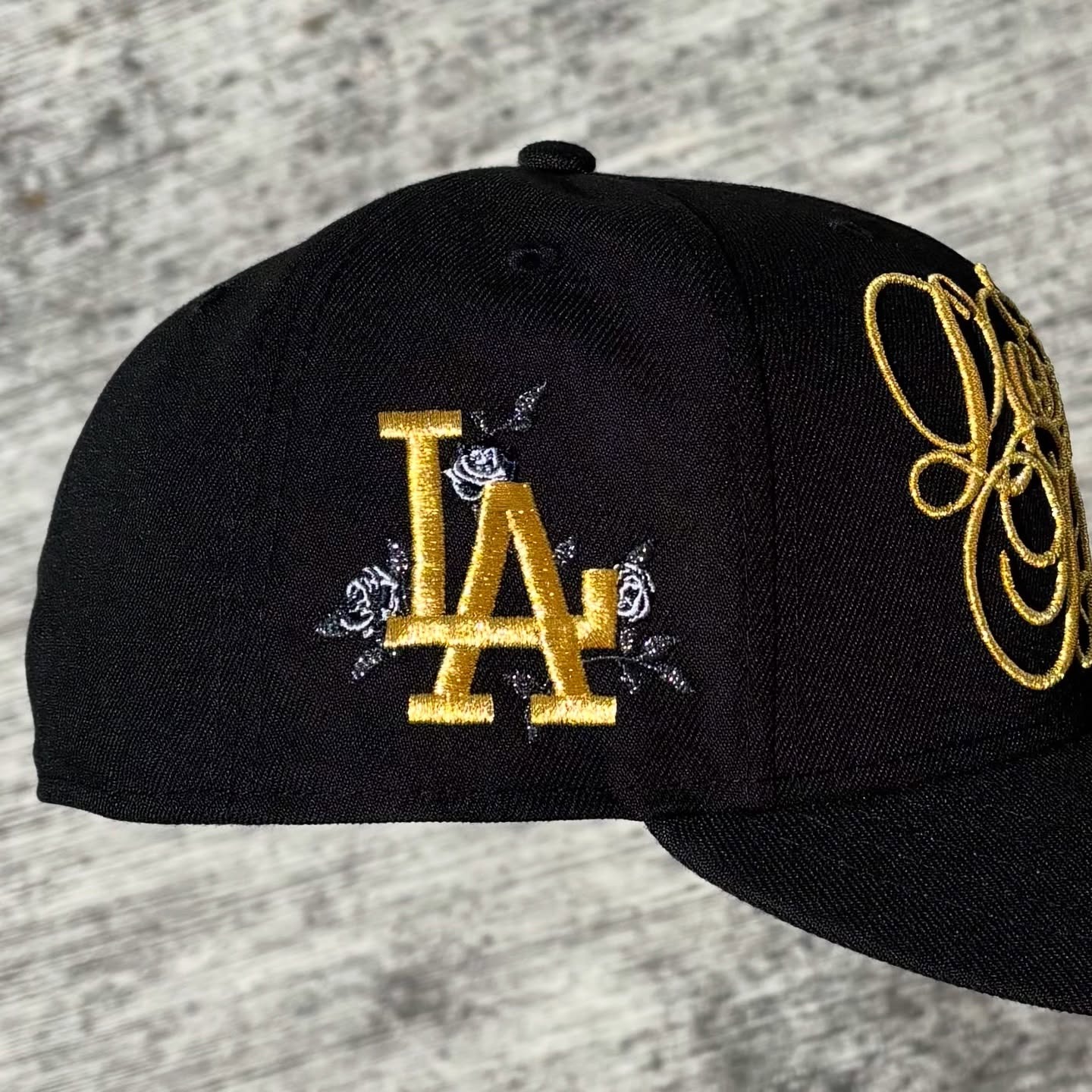 NEW ERA LOS ÁNGELES “GOLD CLASSIC DODGERS” EMBROIDERED CASUAL BASEBALL CAP-Thesouthcaps