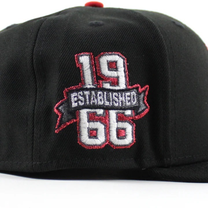 NEW IN CAPS KATAKANA CHICAGO BULLS HYPERFLY NEW ERA 59FIFTY FITTED HAT (BLACK GRAY UNDER BRIM)