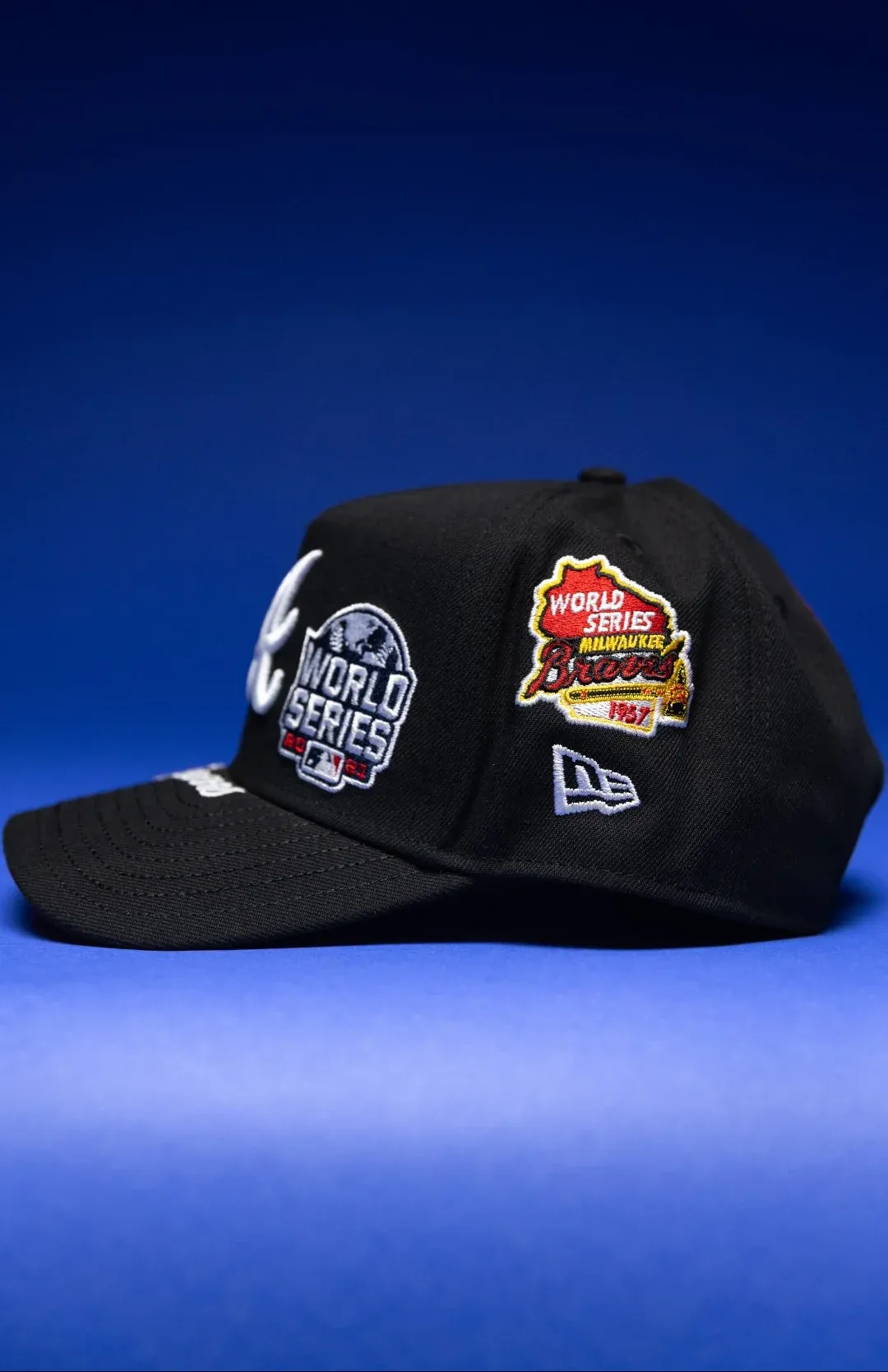 NEW ERA 9FIFTY A-FRAME BLACK ATLANTA BRAVES SNAPBACK W/ WORLD SERIES EMBROIDERY PATCHES THE SOUTH CAP