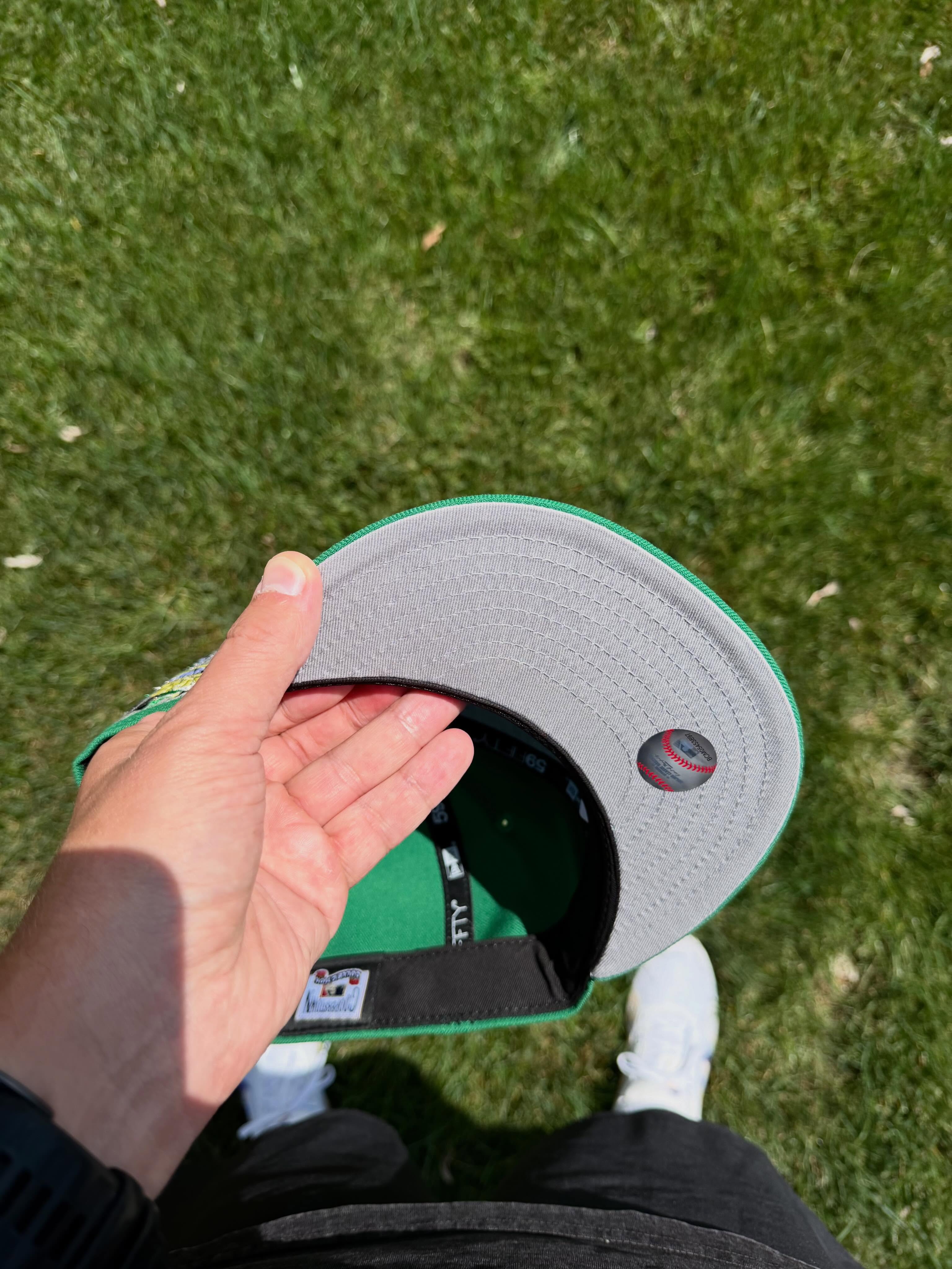 NEW ERA TEXAS RANGERS COW PRINT T LOGO 59FIFTY KELLY GREEN FITTED HAT