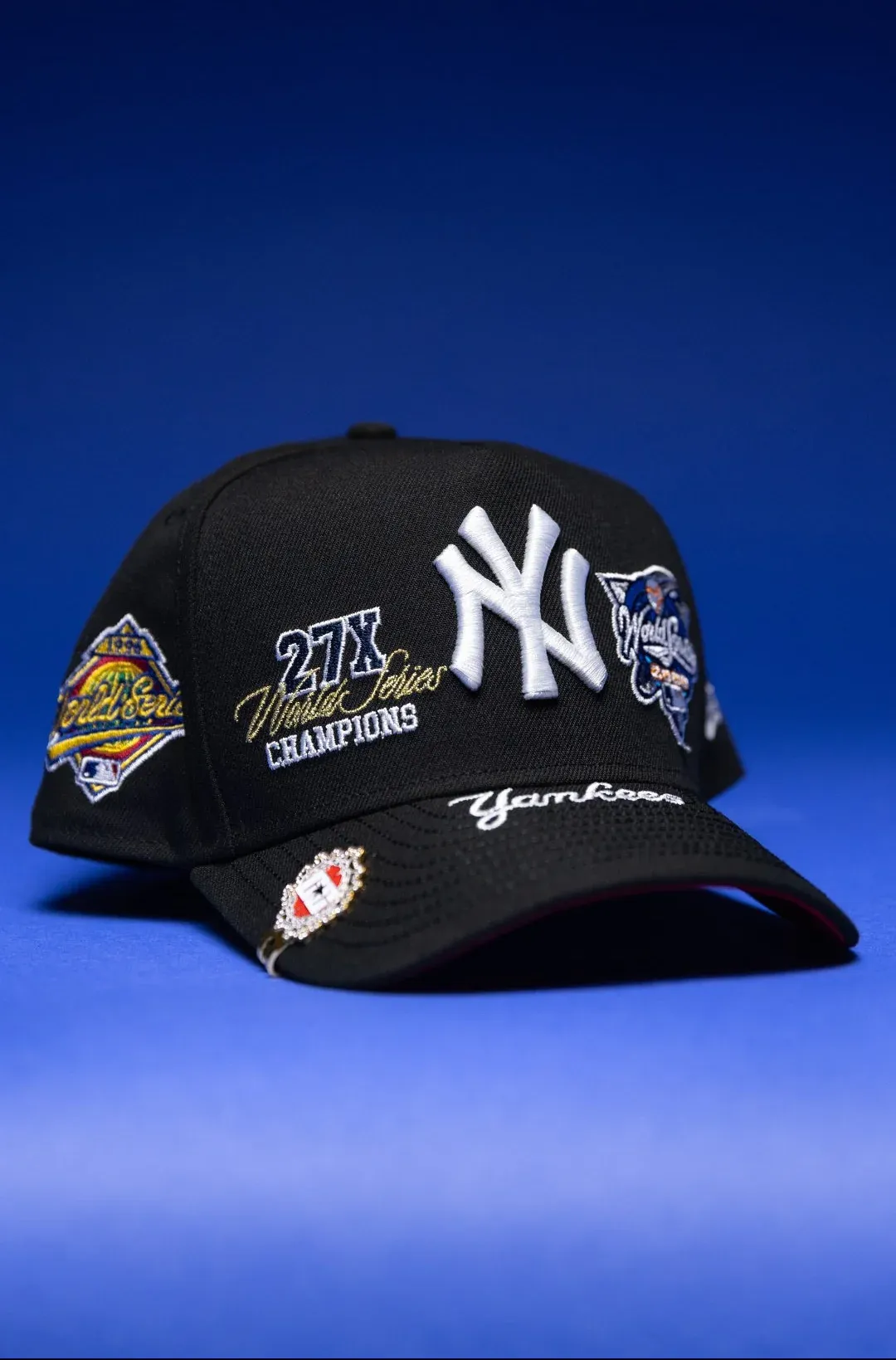 NEW ERA 9FIFTY A-FRAME BLACK NEW YORK YANKEES SNAPBACK W/ WORLD SERIES EMBROIDERY PATCHES THE SOUTH CAP