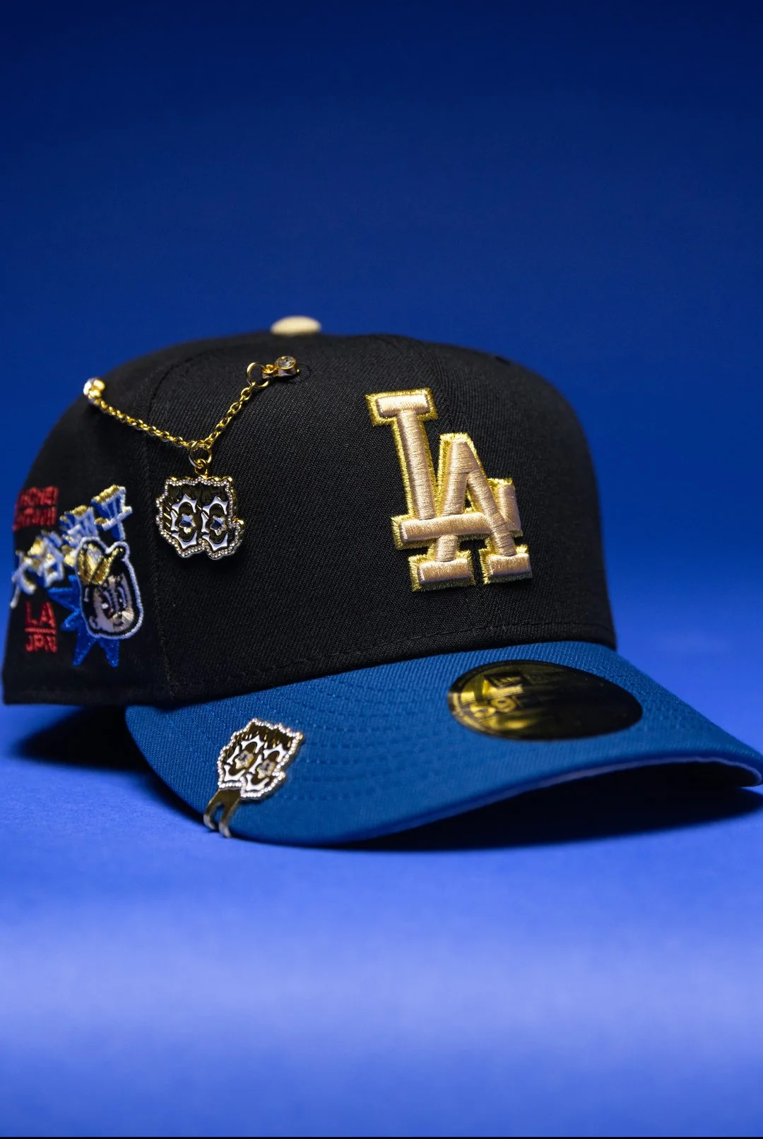 NEW ERA EXCLUSIVE 59FIFTY BLACK/NAVY LOS ANGELES DODGERS W/ SHOHEI OHTANI SIDE PATCH THE SOUTH CAP