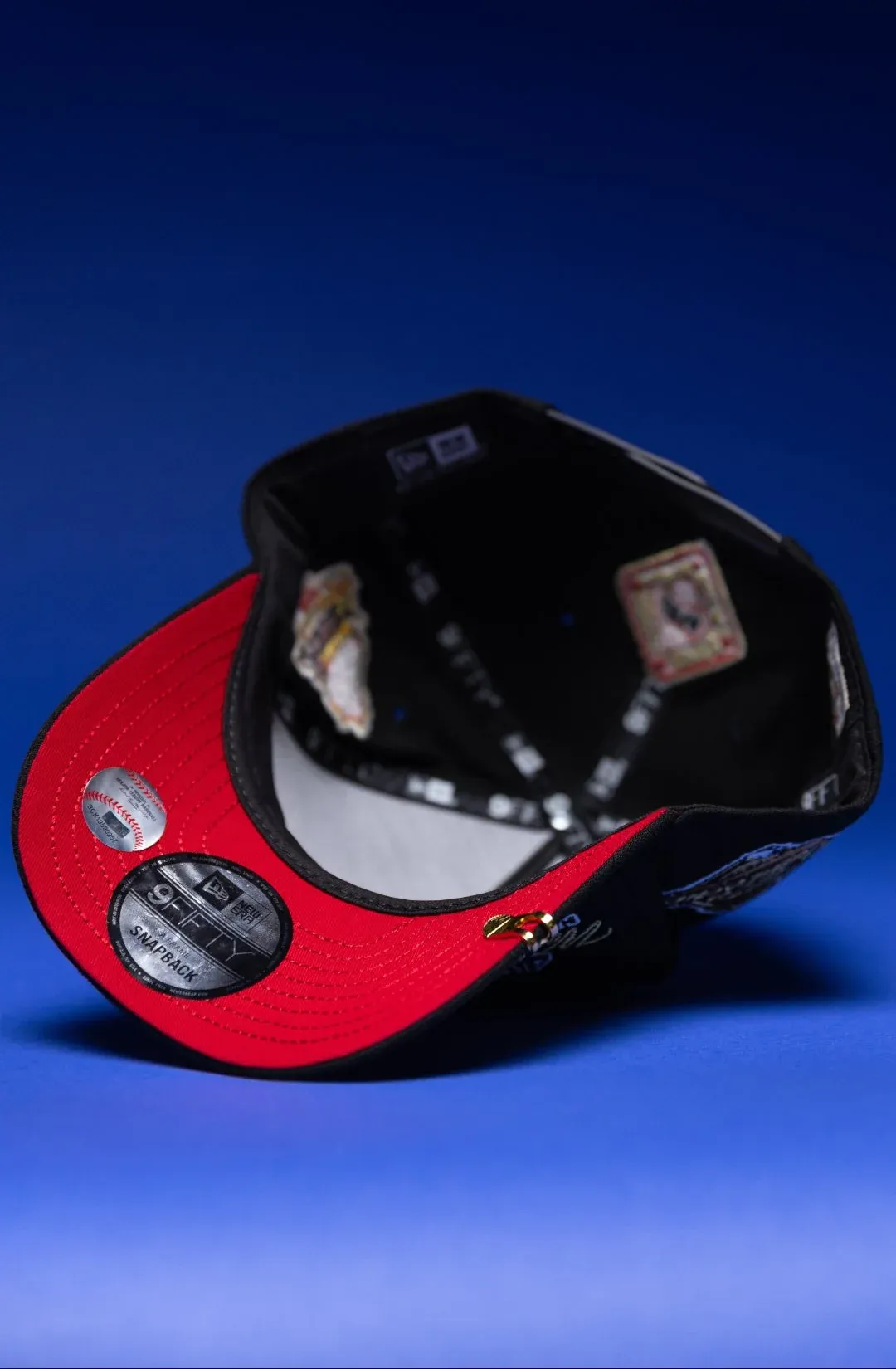 NEW ERA 9FIFTY A-FRAME BLACK ATLANTA BRAVES SNAPBACK W/ WORLD SERIES EMBROIDERY PATCHES THE SOUTH CAP