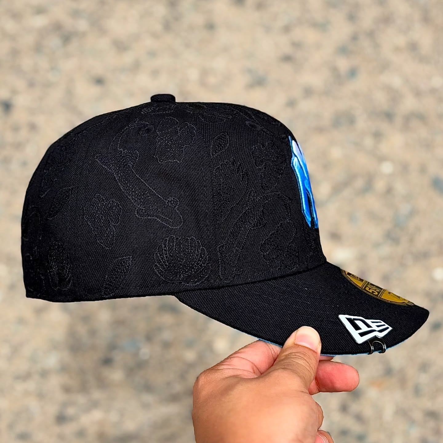 NEW ERA TONAL KOI 59FIFTY FITTED EMBROIDERED CASUAL BASEBALL CAP-Thesouthcaps