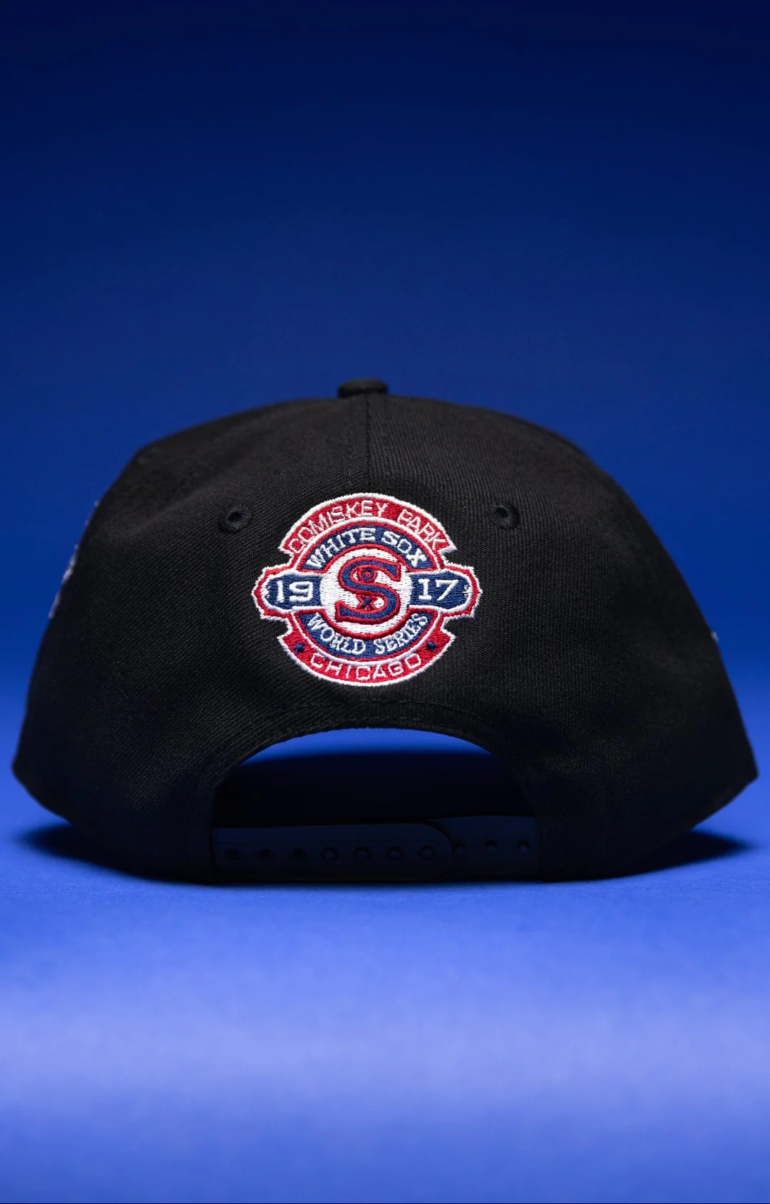 NEW ERA 9FIFTY A-FRAME BLACK CHICAGO WHITE SOX SNAPBACK W/ WORLD SERIES EMBROIDERY PATCHES THE SOUTH CAP