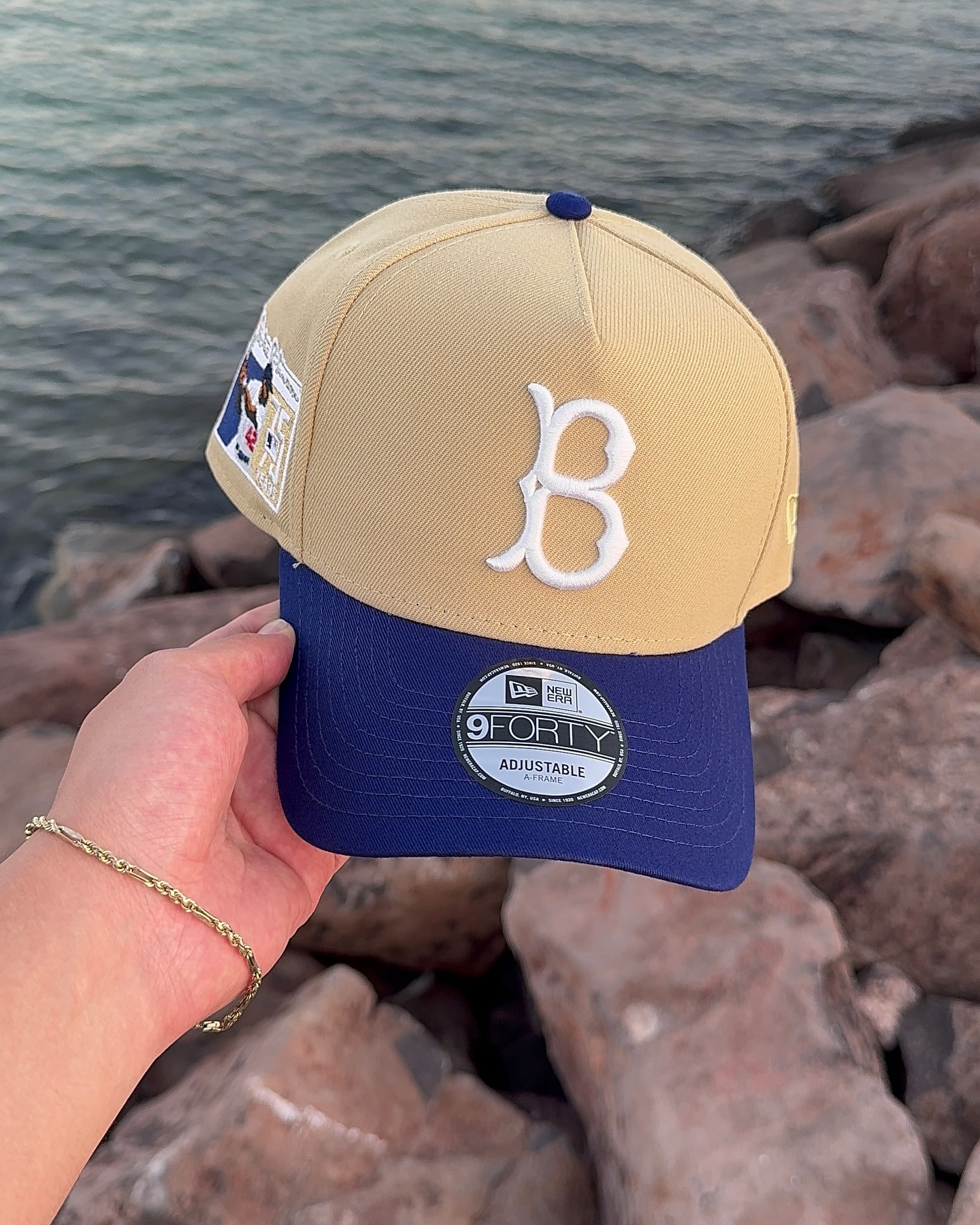 NEW ERA BROOKLYN DODGERS JACKIE ROBINSON 75 YEARS THROWBACK EDITION 9FORTY A FRAME SNAPBACK HAT-Thesouthcaps