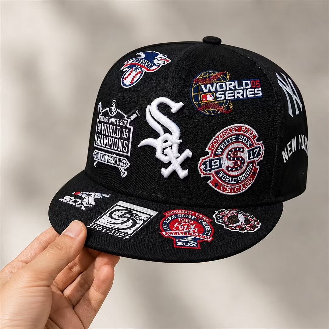 NEW ERA CHICAGO WHITE SOX HERITAGE PATCH SNAPBACK CAP-EMBROIDERED FLAT BRIM BASEBALL HAT-Thesouthcaps