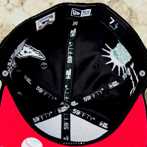 NEW ERA NEW YORK YANKEES LIBERTY GRAPHIC FITTED CAP – EMBROIDERED FLAT BRIM BASEBALL HAT-Thesouthcaps