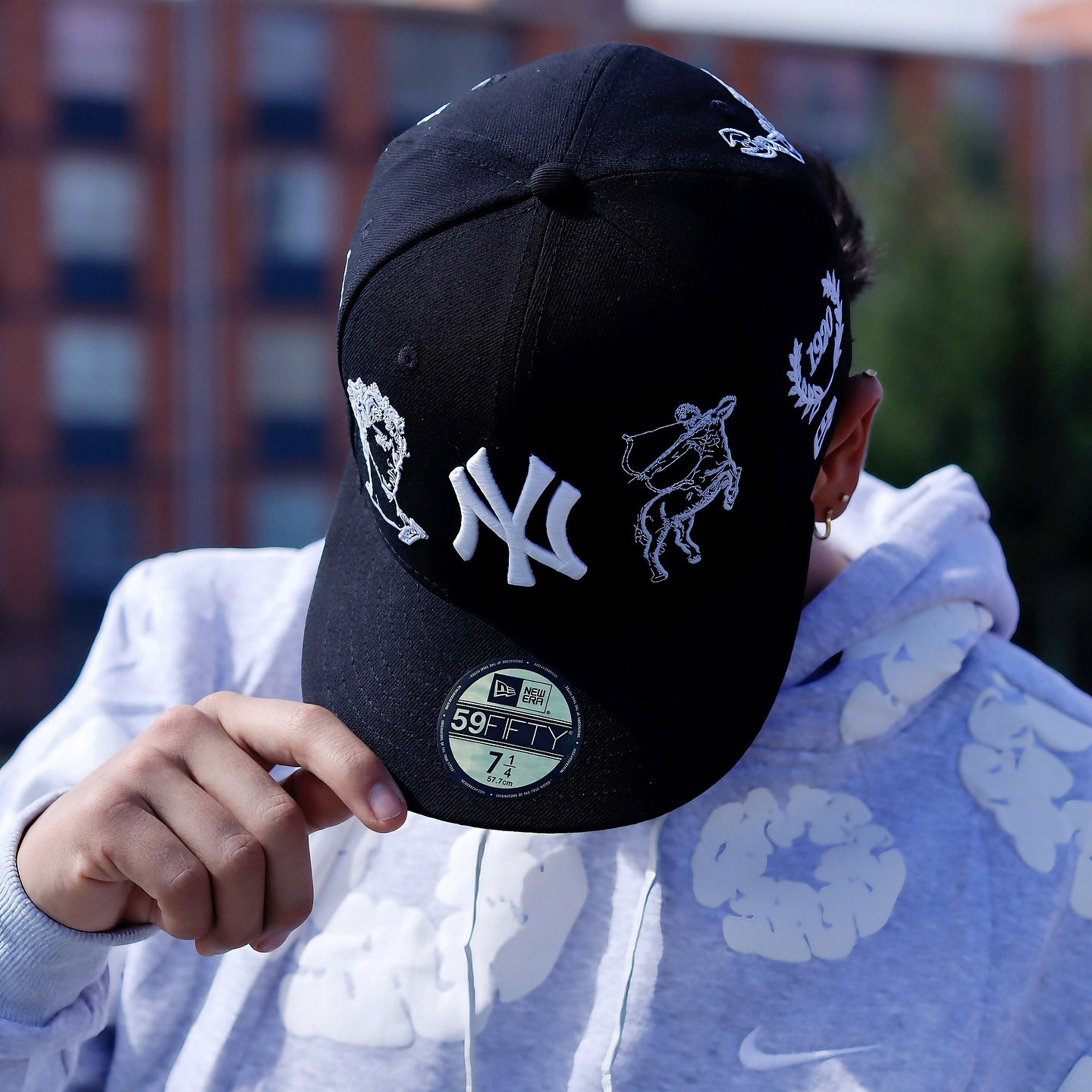 NEW ERA NEW YORK YANKEES MYTHICAL 59FIFTY EMBROIDERED CASUAL BASEBALL CAPS