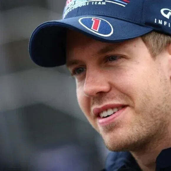 FORMULA1 SEBASTIAN VETTEL - REDBULL RACING RETRO CAP