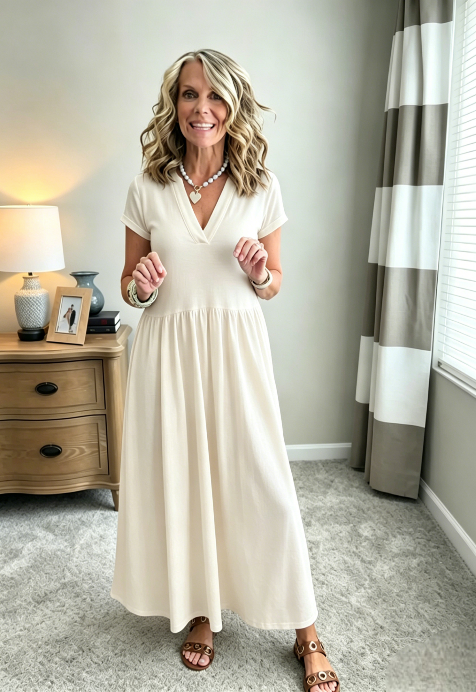 🔥𝐂𝐋𝐄𝐀𝐑𝐀𝐍𝐂𝐄 𝐃𝐈𝐒𝐂𝐎𝐔𝐍𝐓 𝟓𝟒% 𝐎𝐅𝐅🔥-90% Pure Cotton Maxi V-neck Dress