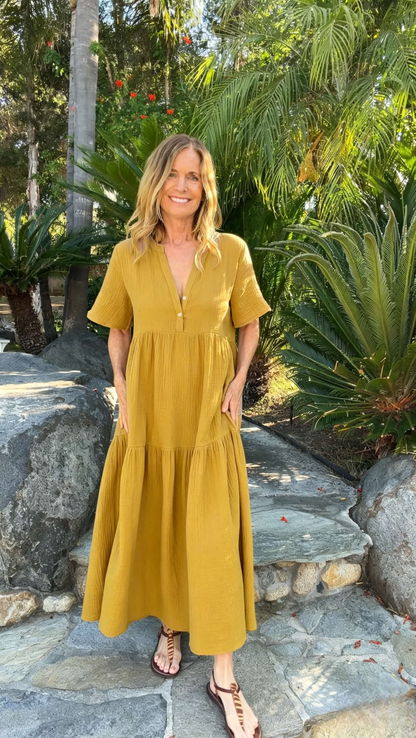 🔥𝐂𝐋𝐄𝐀𝐑𝐀𝐍𝐂𝐄 𝐃𝐈𝐒𝐂𝐎𝐔𝐍𝐓 🔥-100% Cotton Short Slevee Maxi Dress