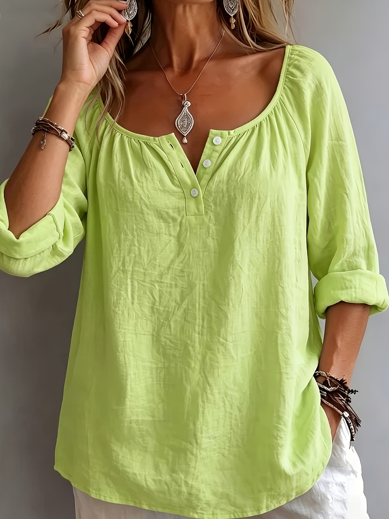 🔥𝐂𝐋𝐄𝐀𝐑𝐀𝐍𝐂𝐄 𝐃𝐈𝐒𝐂𝐎𝐔𝐍𝐓 🔥- Elegant Square Neck Long-Sleeved Top