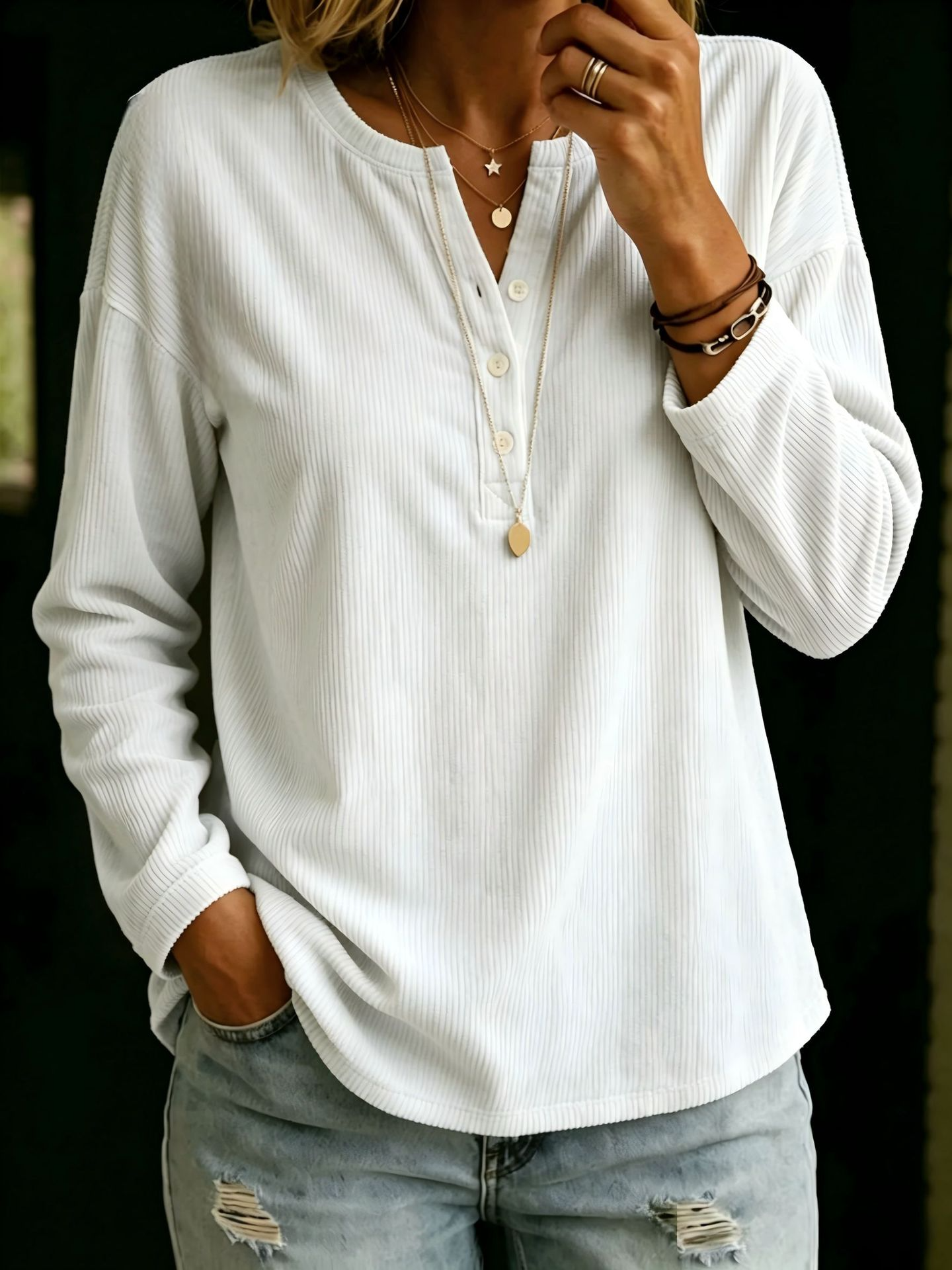 FALL NEW SALE | UP TO 40% OFF🔥V-neck simple corduroy long-sleeved top