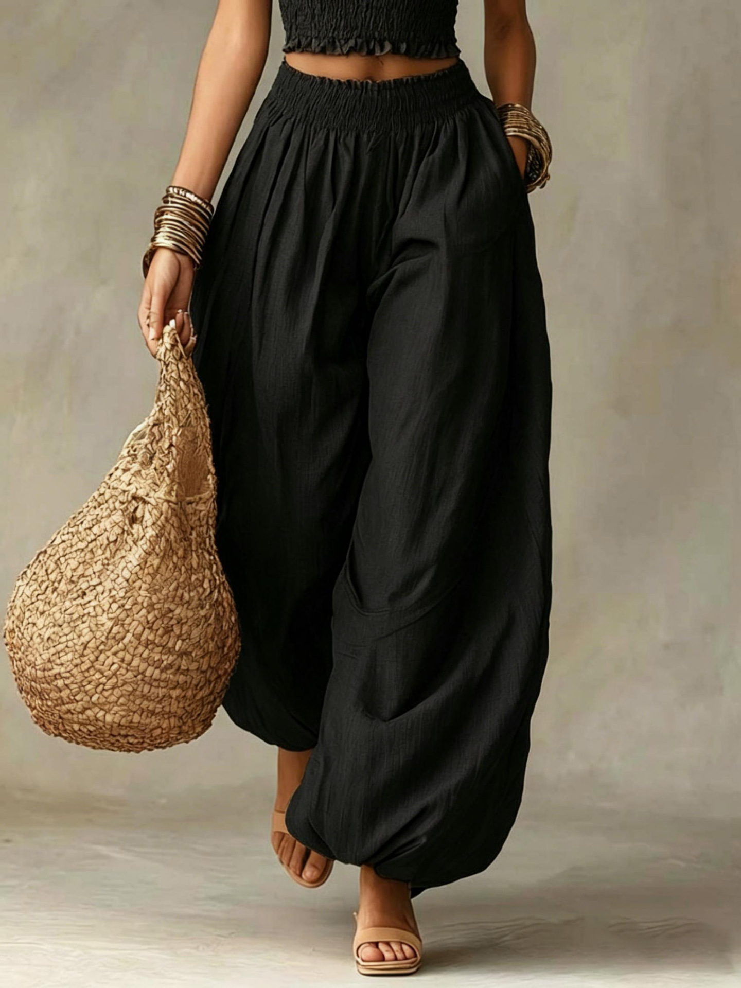 🔥𝐂𝐋𝐄𝐀𝐑𝐀𝐍𝐂𝐄 𝐃𝐈𝐒𝐂𝐎𝐔𝐍𝐓 𝟓𝟒% 𝐎𝐅𝐅🔥-Short Suspender Top & Lantern Pants Set