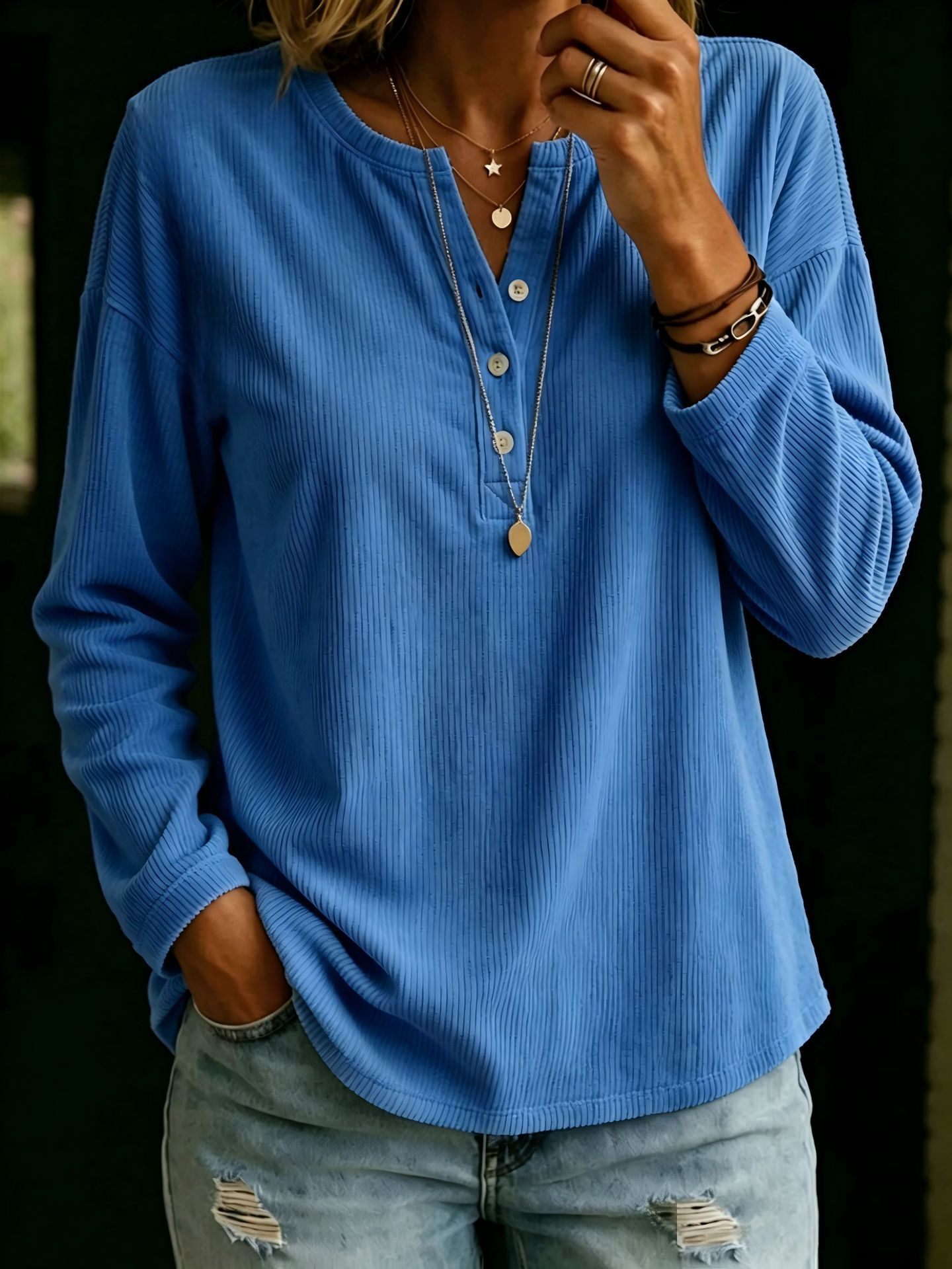 FALL NEW SALE | UP TO 40% OFF🔥V-neck simple corduroy long-sleeved top