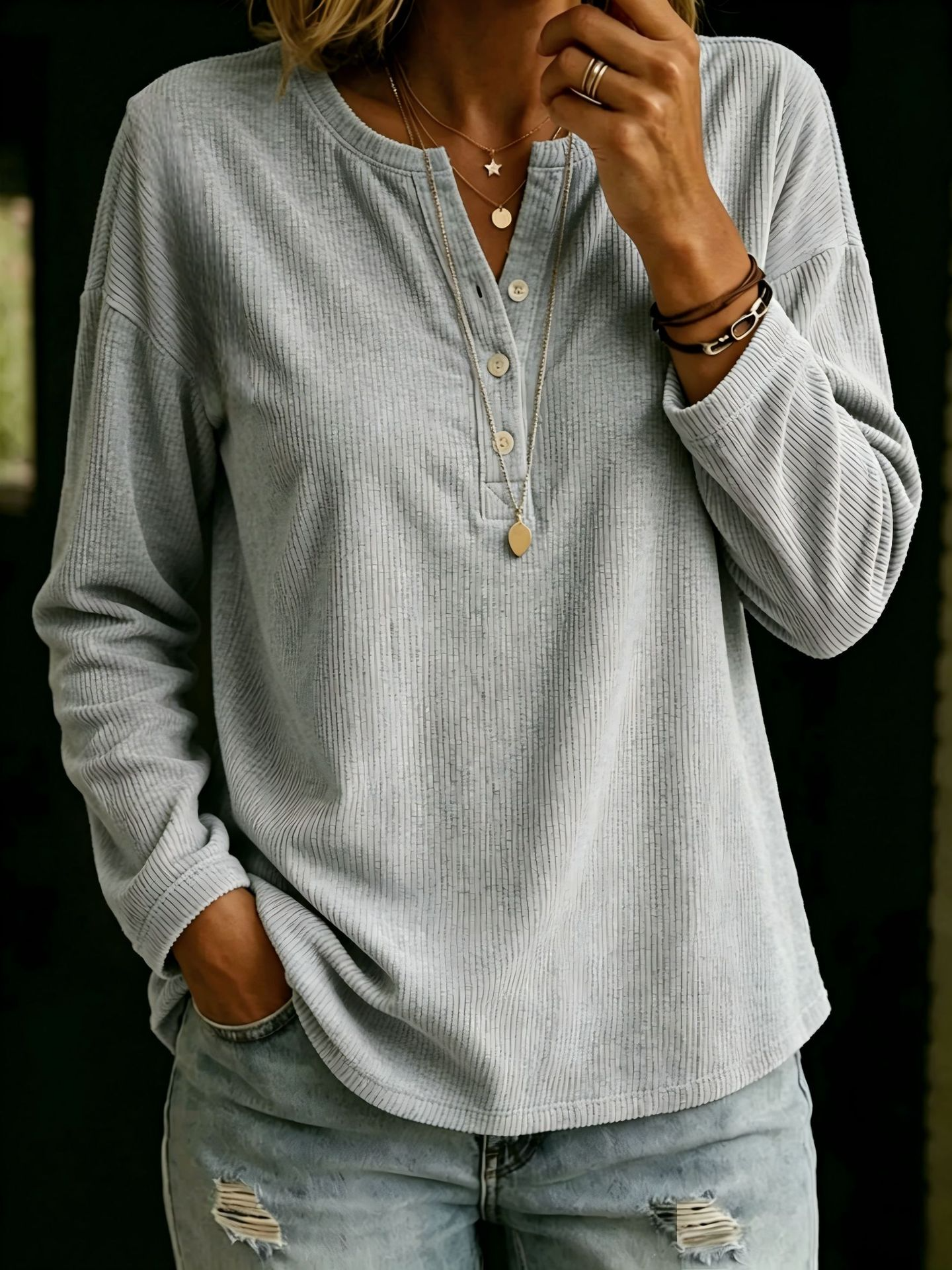 FALL NEW SALE | UP TO 40% OFF🔥V-neck simple corduroy long-sleeved top