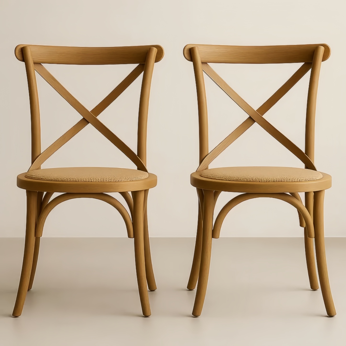 Lot de 2 chaises en bois avec assise en rotin