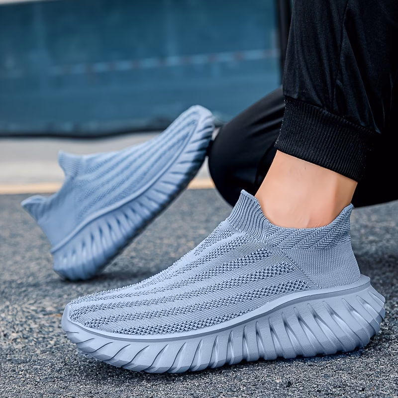 bulade mens womens slip on sneakers breathable lightweight low top sneakers suitable for walking running gym travel sole cushioning round toe casual wear for outdoor daily use Product details 4