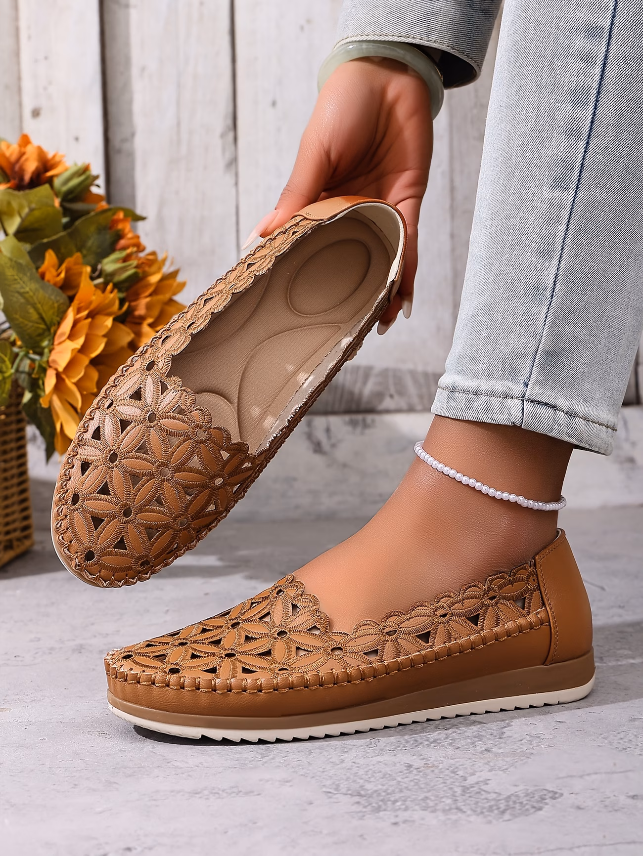 plus size hollow out design lightweight two   sole womens flat shoes women shoes Product details 8