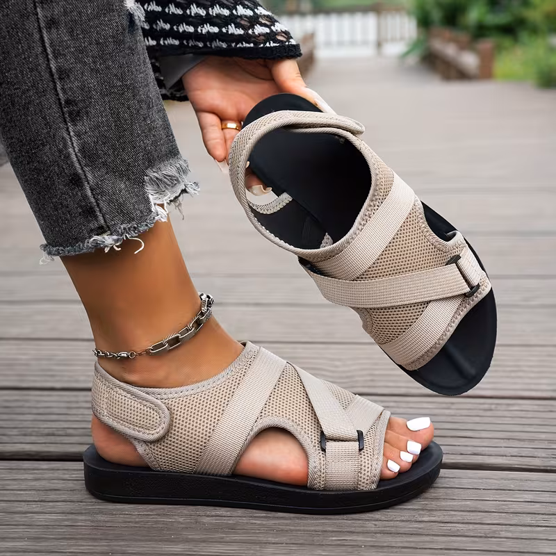 womens mesh breathable summer sports sandals with webbing and decoration casual fashion versatile vacation beach   lightweight casual round toe soft sole comfortable slippers women shoes Product details 1