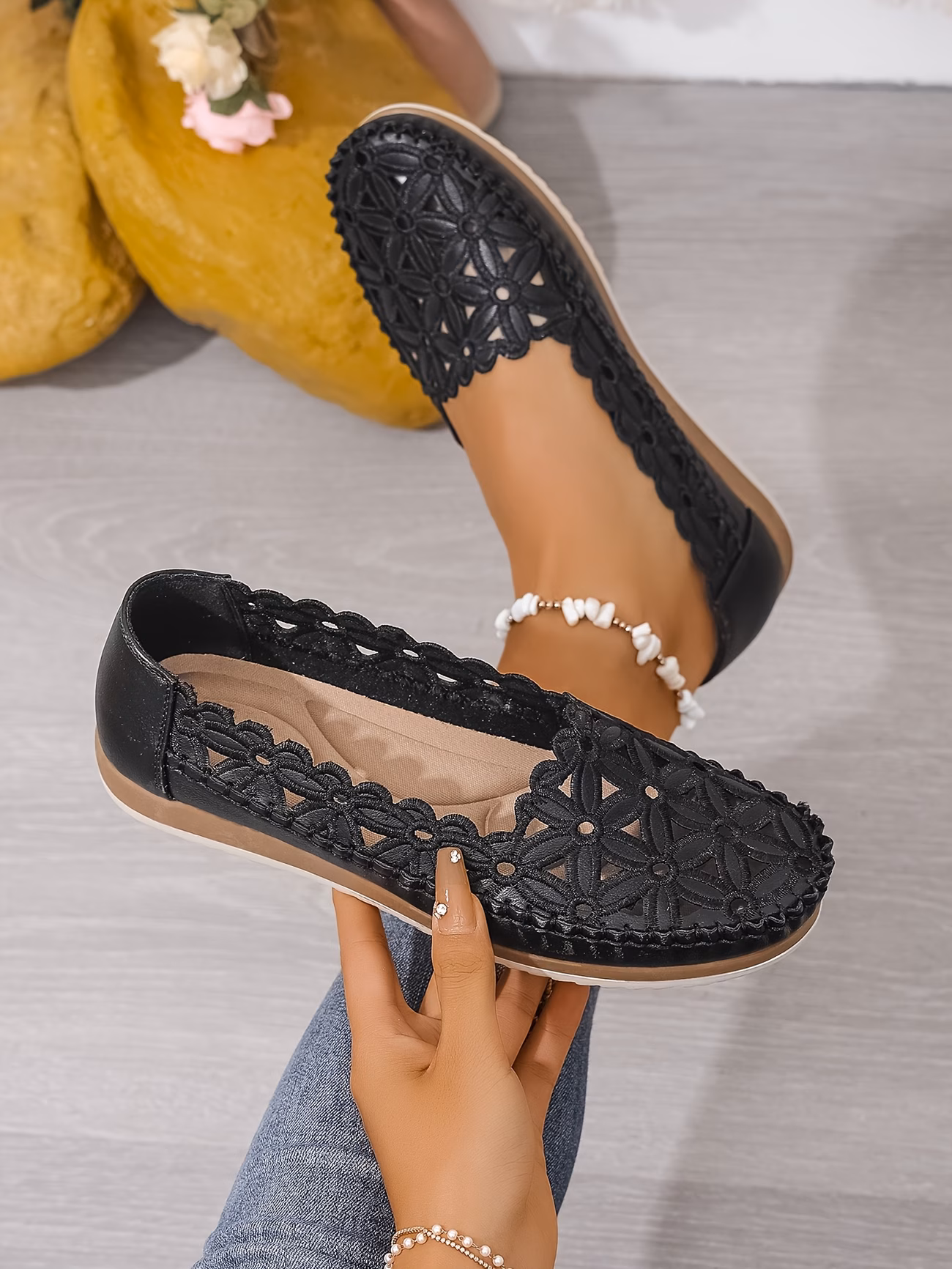 plus size hollow out design lightweight two   sole womens flat shoes women shoes Product details 10