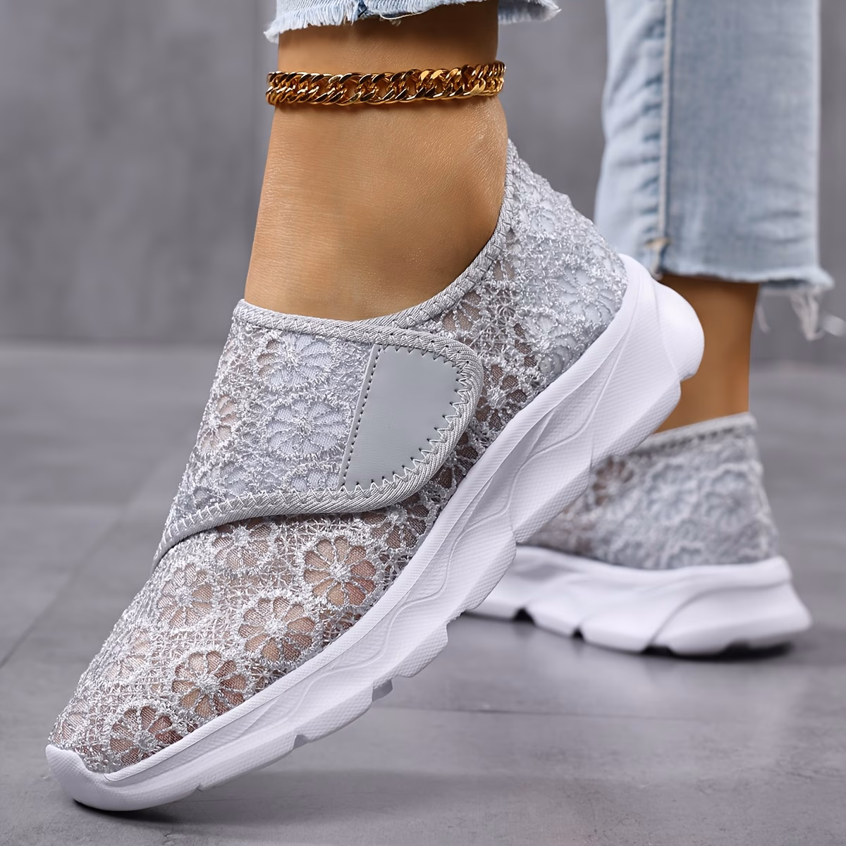sneakers new summer fashion solid color lace breathable lightweight walking shoes for outdoor use Product details 7