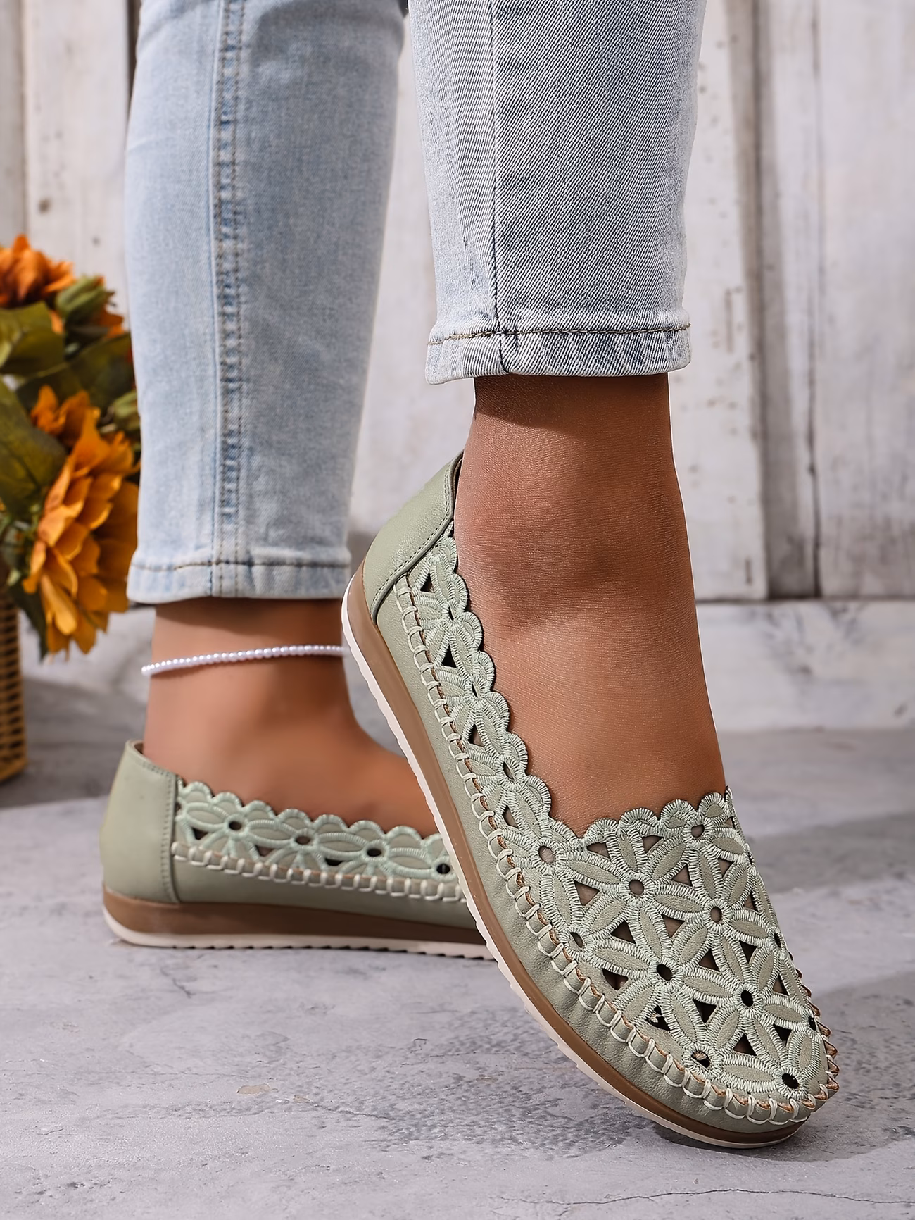 plus size hollow out design lightweight two   sole womens flat shoes women shoes Product details 9