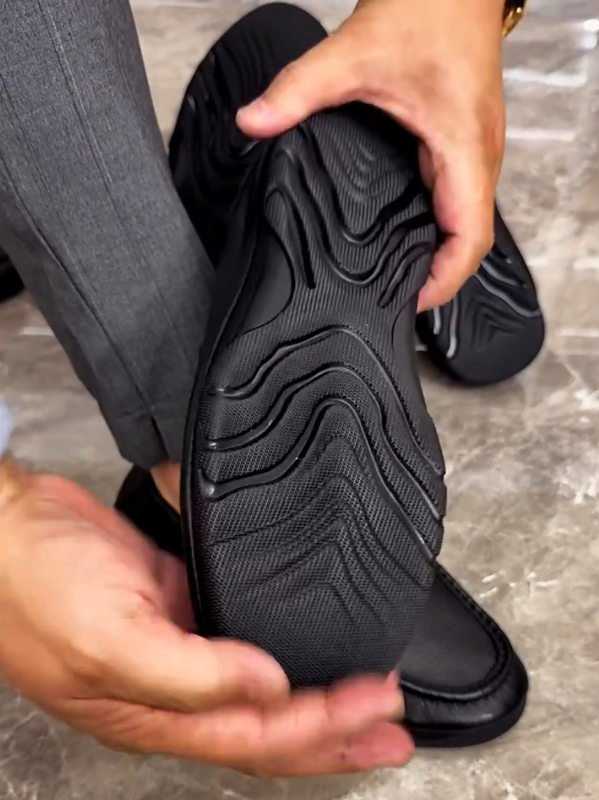 UrbanFlex Knit Sneaker